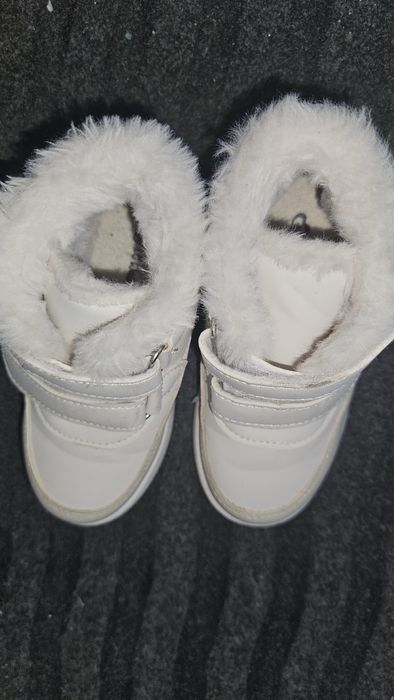 Детски зимни боти