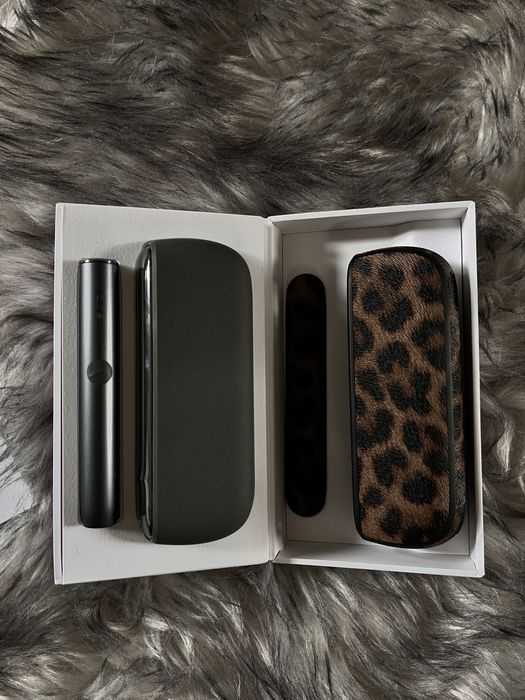 Iqos Ilumna cu husa