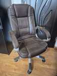 Scaun de birou directorial din imitatie de piele