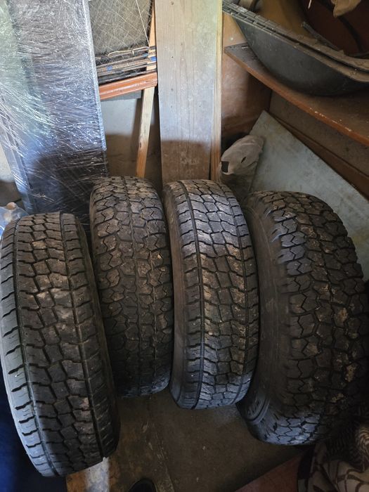 Продам шины на газель