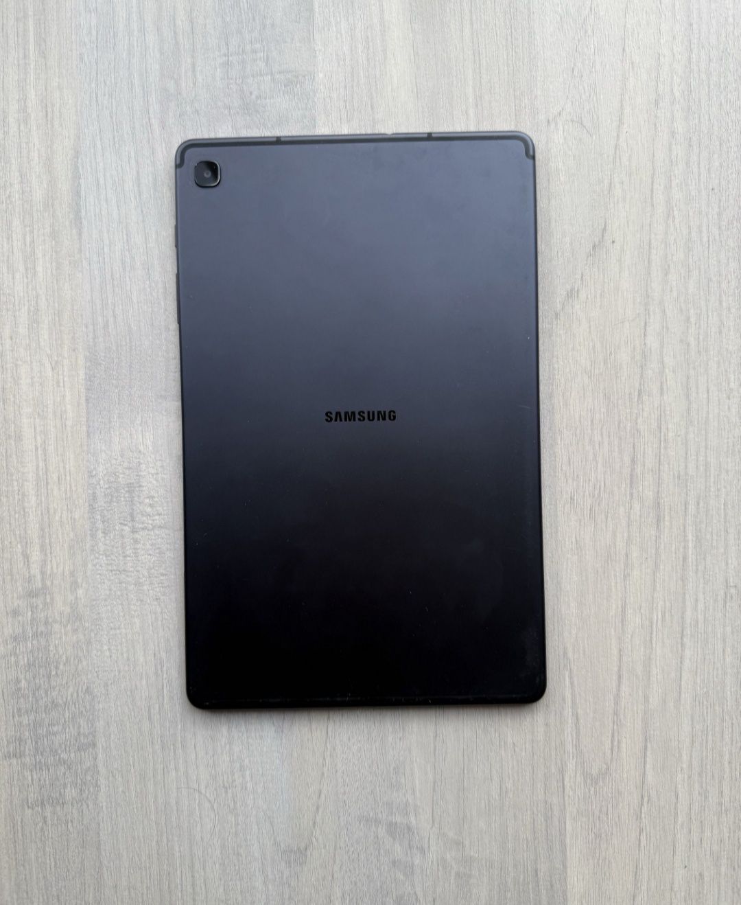 Samsung tab s6 lite 4gb ram в отлично състояние може и бартер