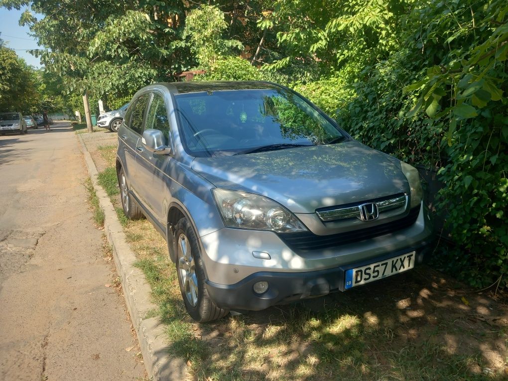 Хонда црв 3 ,2,2 дизел на части