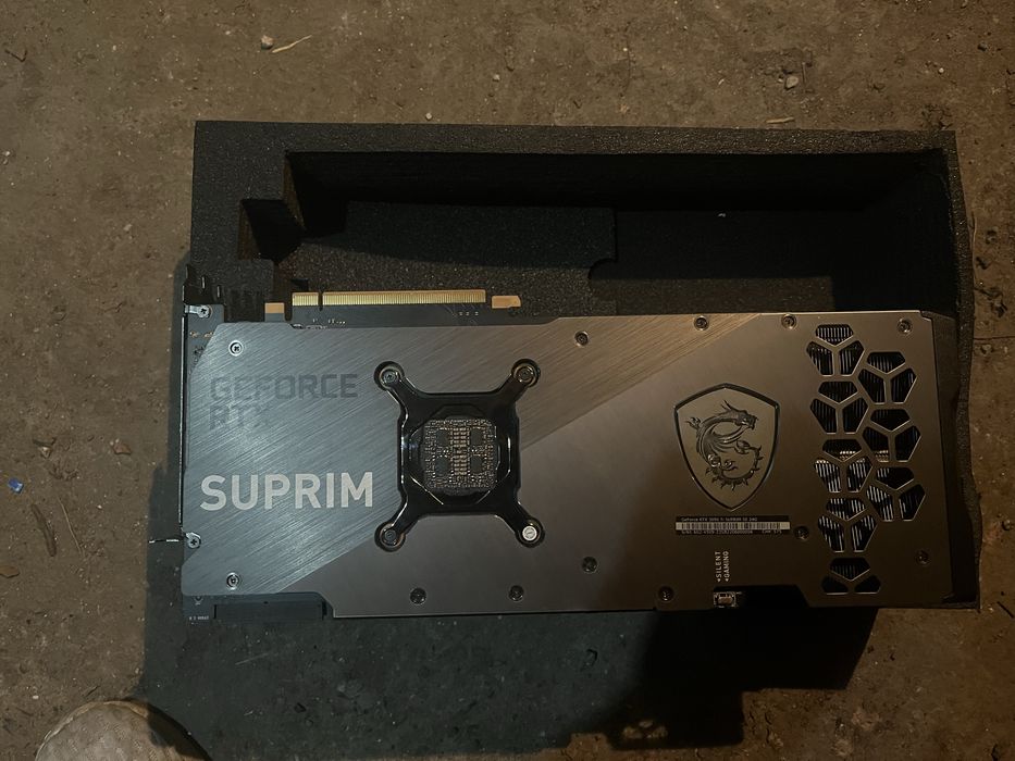 Geforce Rtx 3090 ti suprim X se