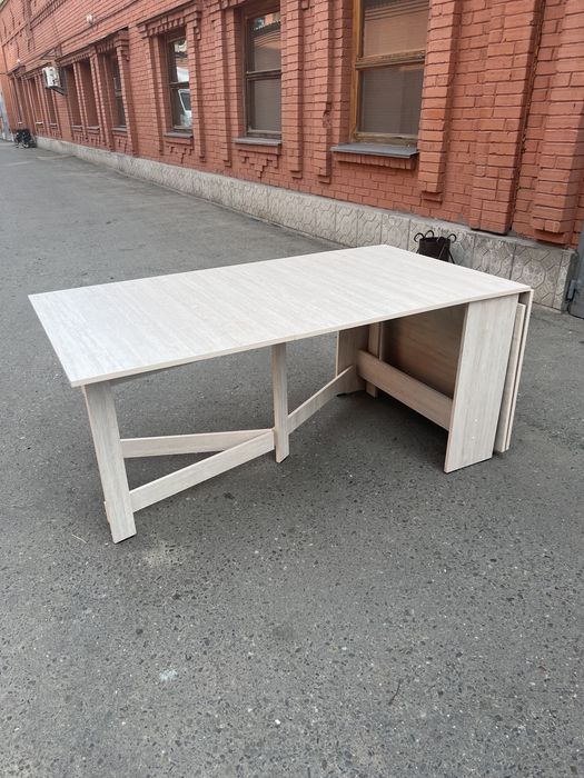!Распродажа! Трёх метровые столы книжки