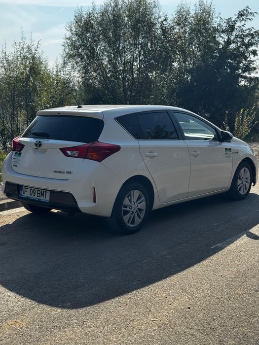 TOYOTA AURIS HYBRID 1.8benzina 4.5L/100km km reali carvertical