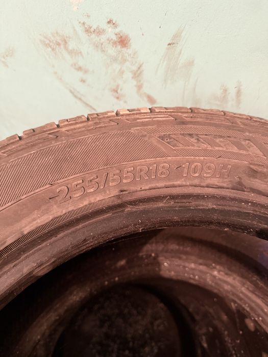 255/55/r18 летние комплект