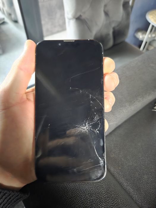 Iphone 13 Pro 128GB spate si fata fisurat predare personala jud HD!!!