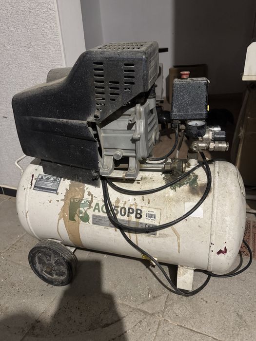 Компрессор масленный 50литров в хорошем состоянии