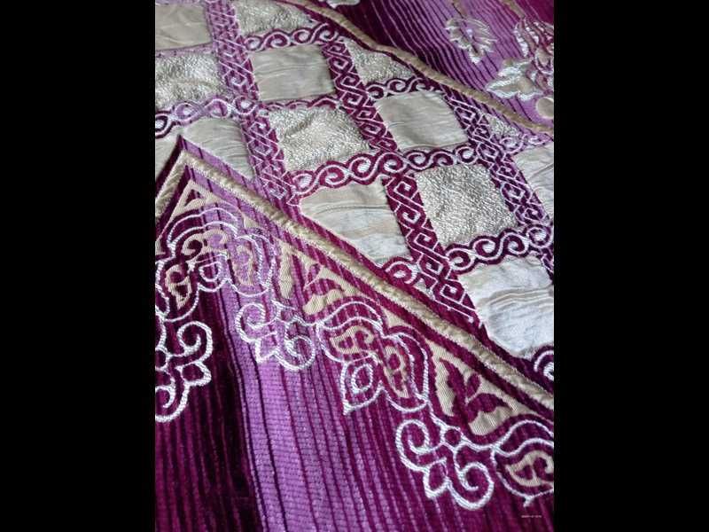 Cuvertura pat dublu cu volane matase