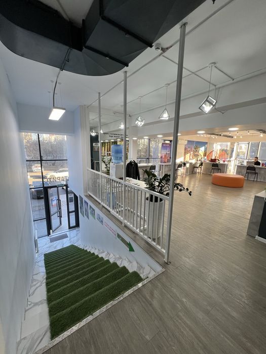 Аренда столов в офисе для фрилансеров