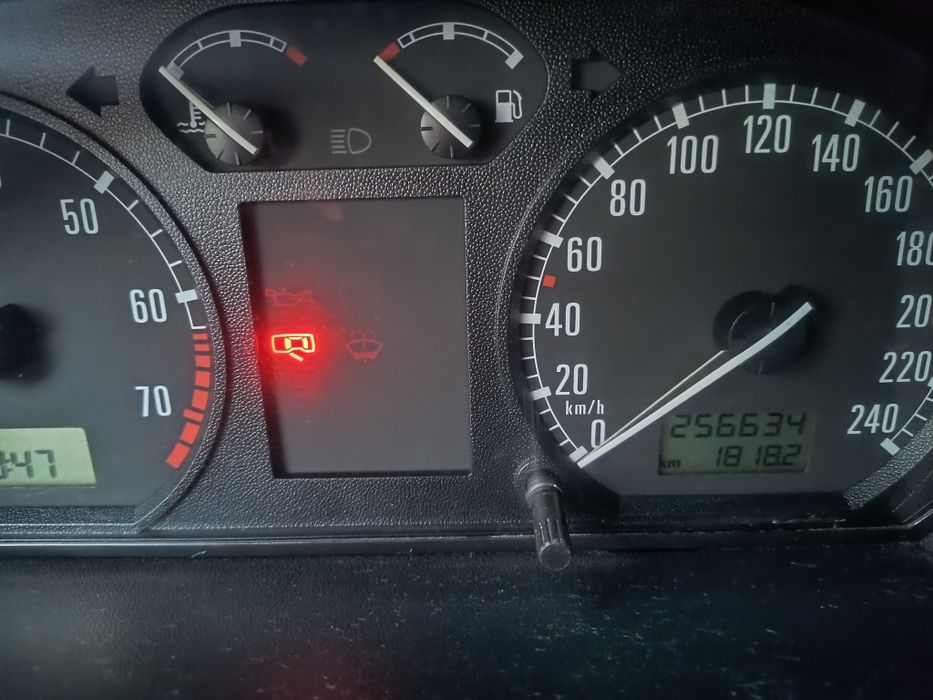 Vând Skoda Fabia 1 1.4 16V