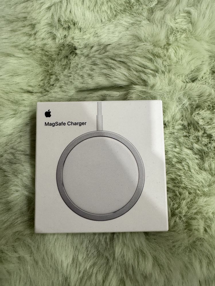Зарядное устройство Apple MagSafe Charger