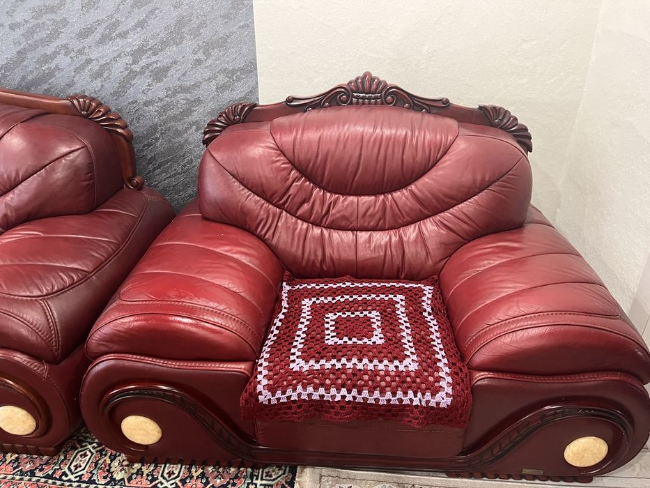 Диваны из настоящей кожи