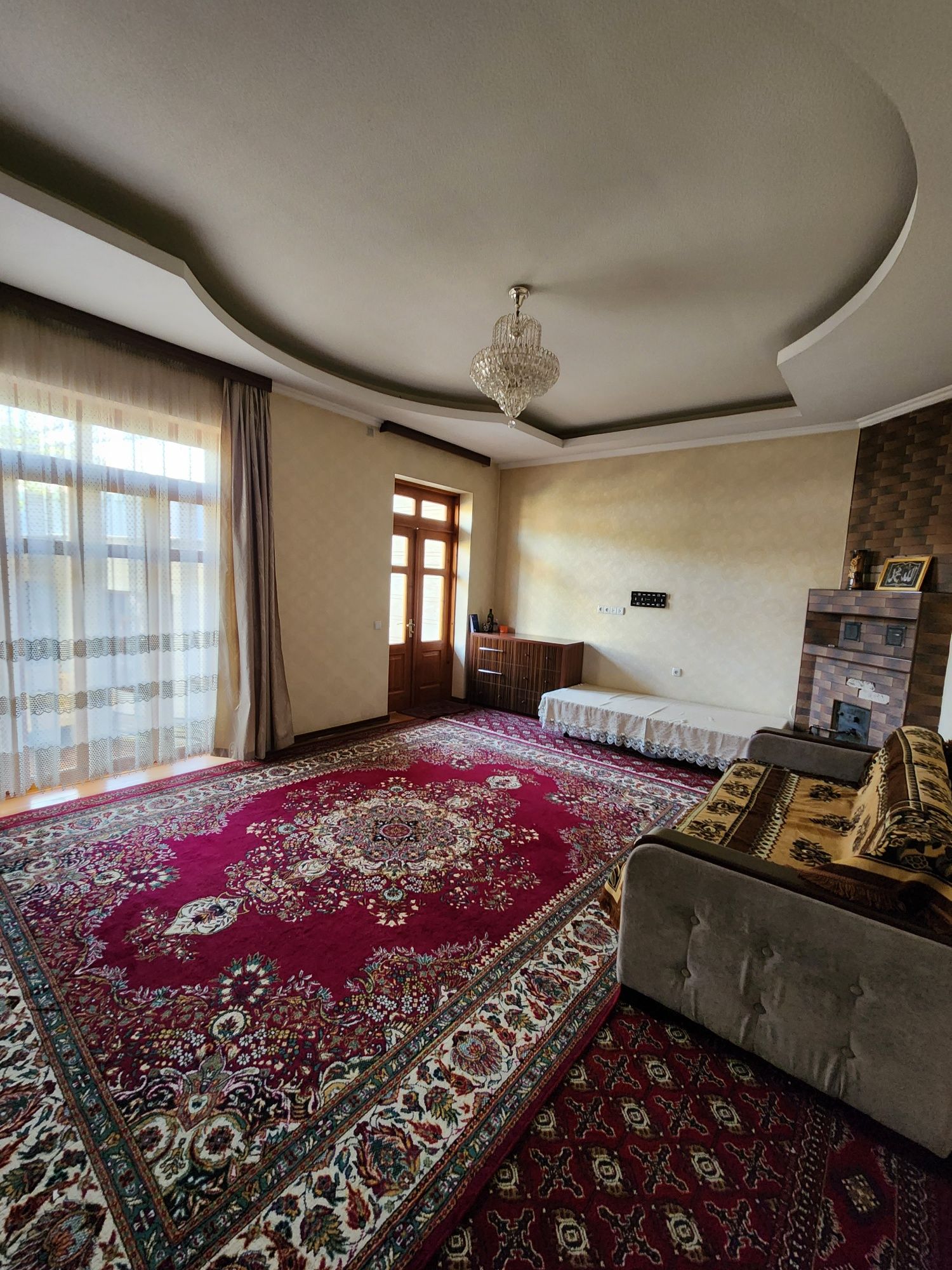 Продается кирпичный дом с мебелью Регистан Иброимхужа махаля