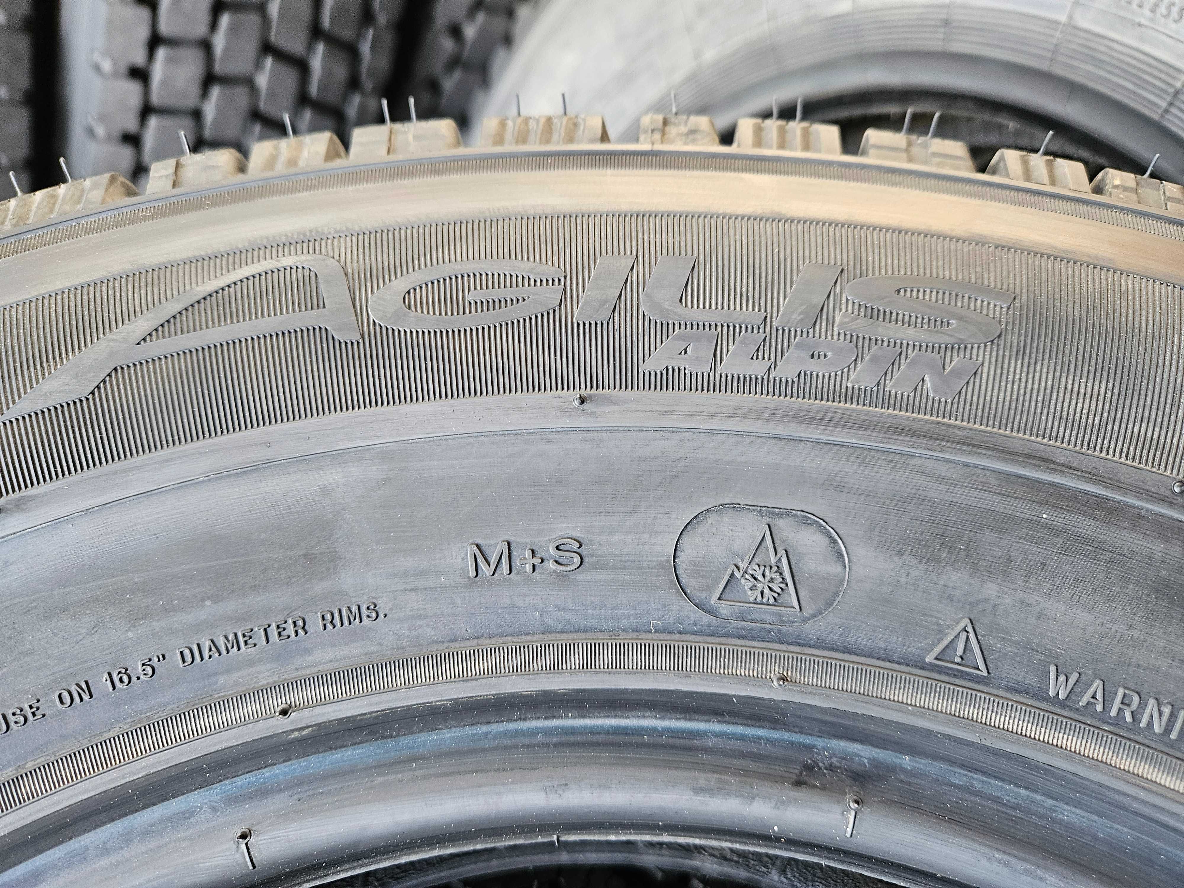 2 Нови зимни гуми 225/75R16C Michelin Agilis Alpin 121R 12PR France