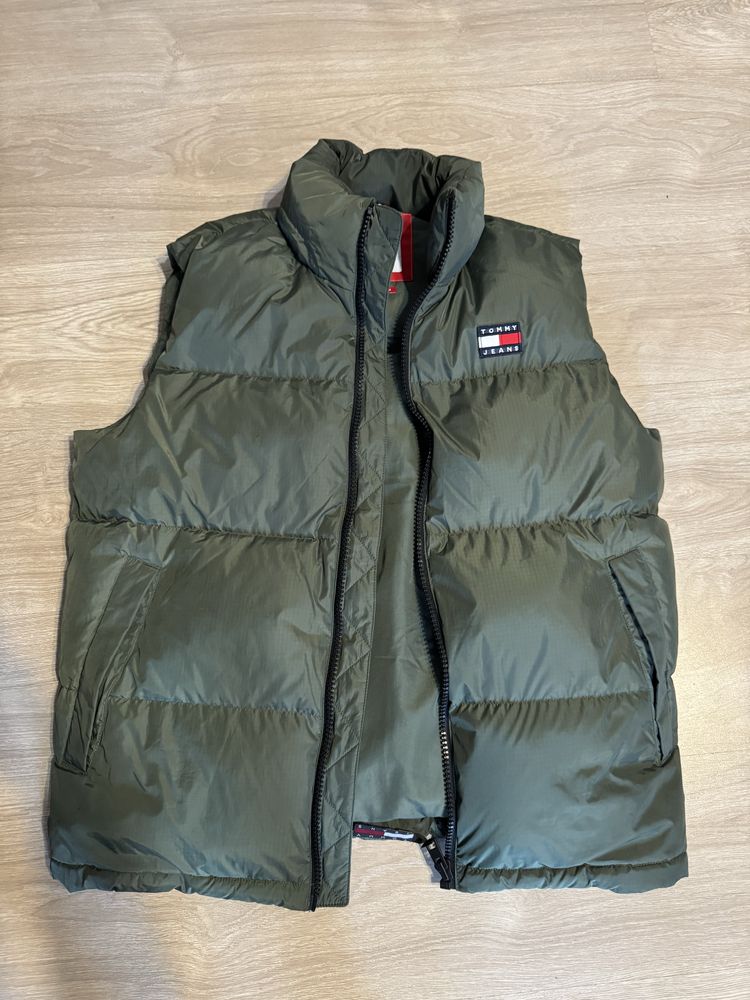 Елек Tommy Jeans