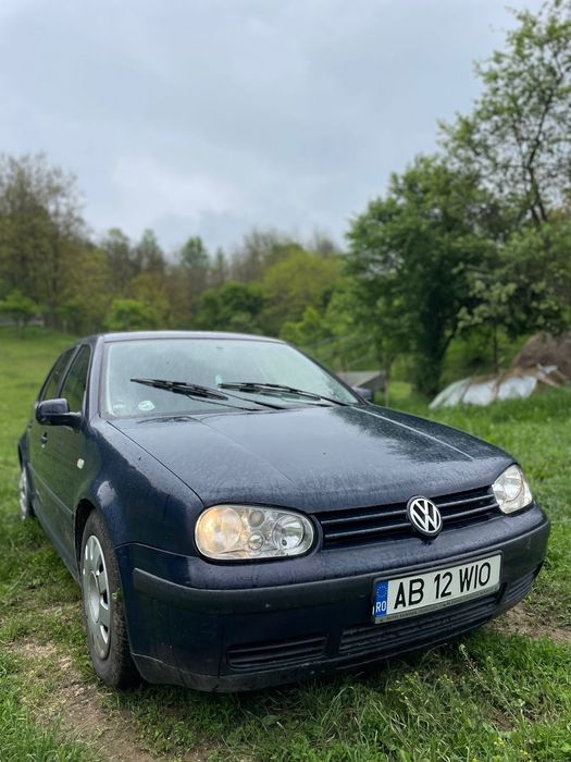 Vand golf 4 1.4 benzina acte in regula