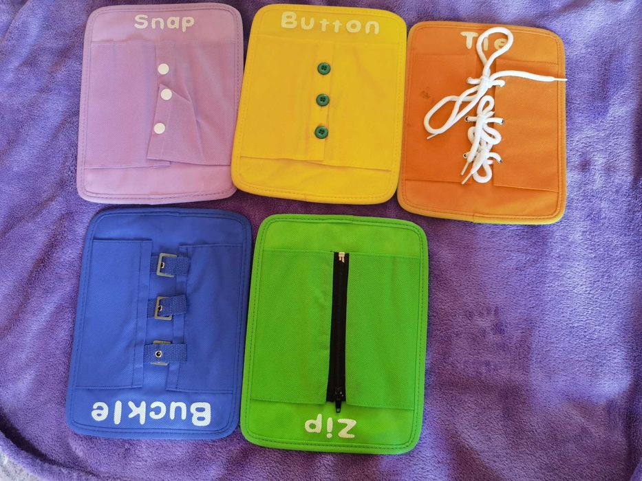 Комплект за деца за упражняване на връзки,копчета и тн.