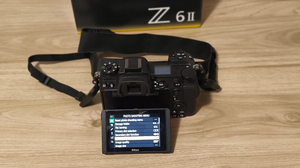 Nikon Z6II, mirrorless, ca nou, plus accesorii cadou, garanție
