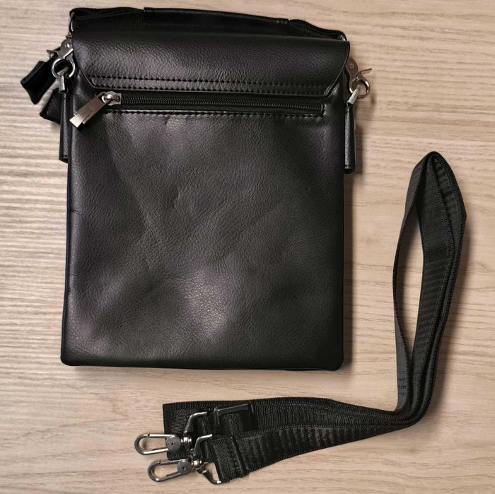 Мъжка стилна чанта