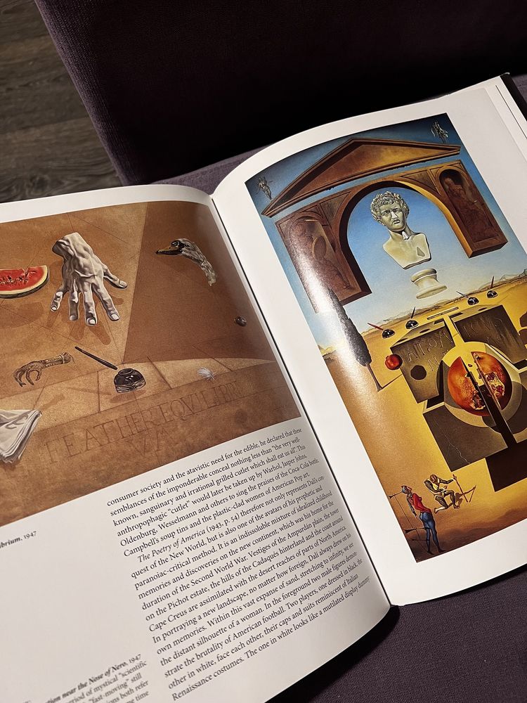 Книга Dali Taschen