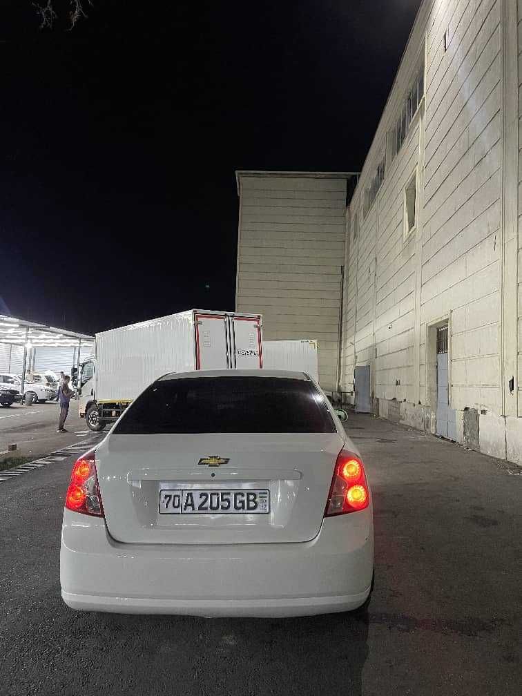 Lacetti 1.6 ijara