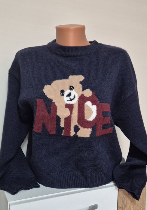 Пуловер с мече-универсал