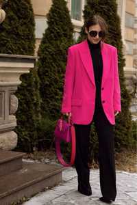 Пиджак с розовым