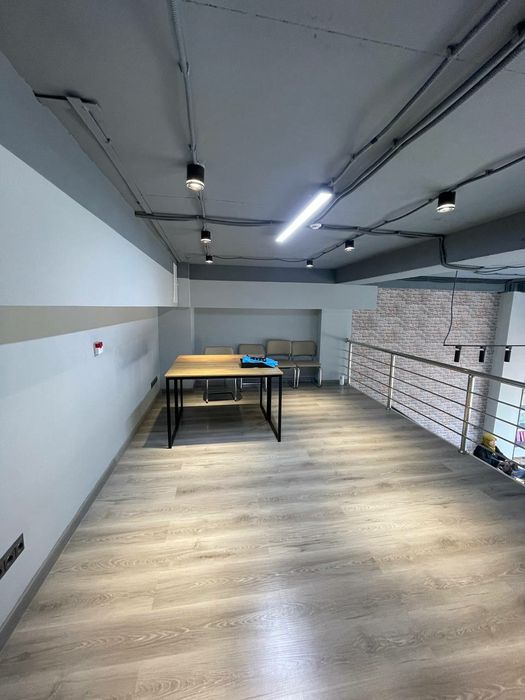 сдается офис 104 кв. м на Паркентском, Корзинка Авиатор, первая линия