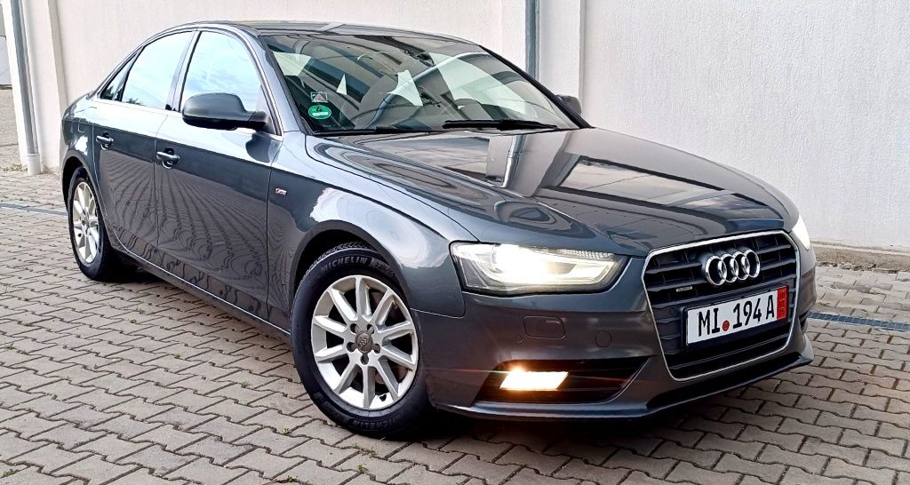 Audi A4 S Line Quatro 2013 Facelift 2.0Tdi 177cp 6+1Trepte Impecabilă