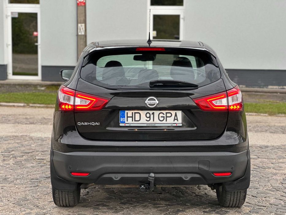 Nissan Qashqai 2WD*benzina*euro 6*contract+fiscal*navi*af.2016/luna 08