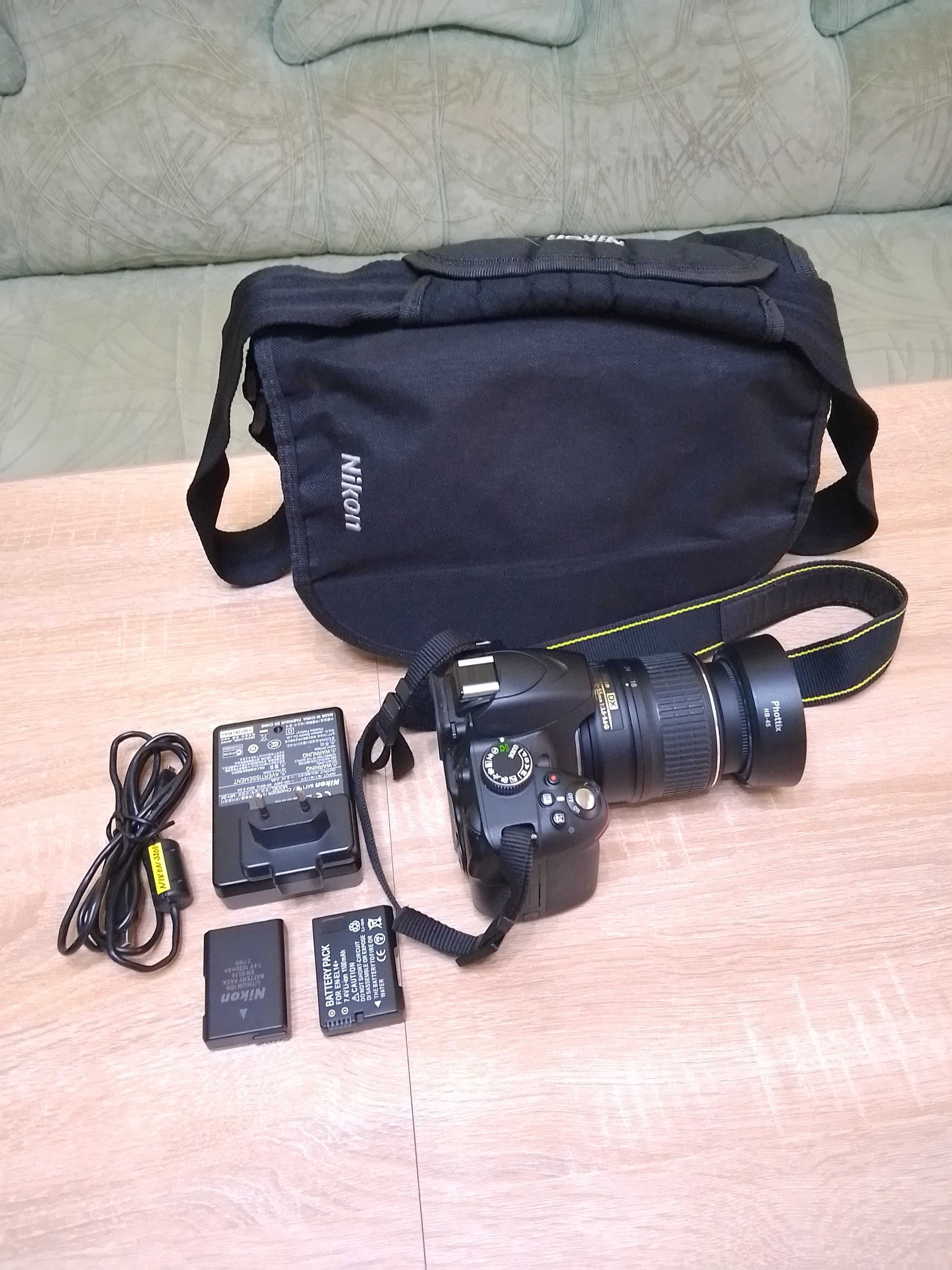 Фотоапарат Nikon D3200бектив 18-55 мм+Чанта