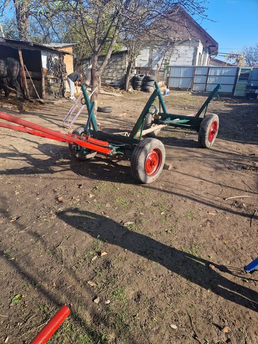 Caruta pe lemn fără joc la roti