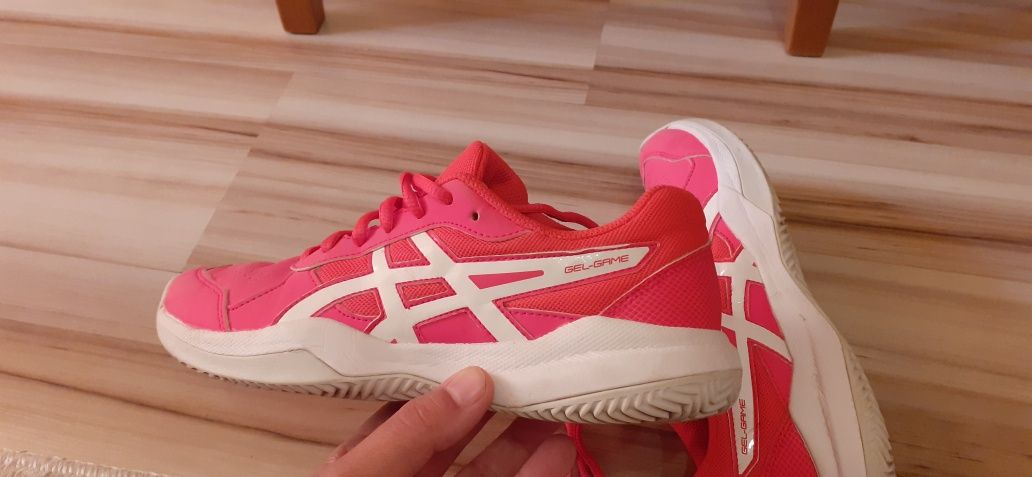 Ориг марат Asics N:36