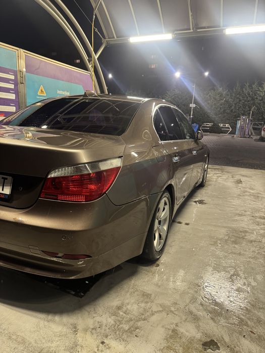 BMW Seria 5  525D