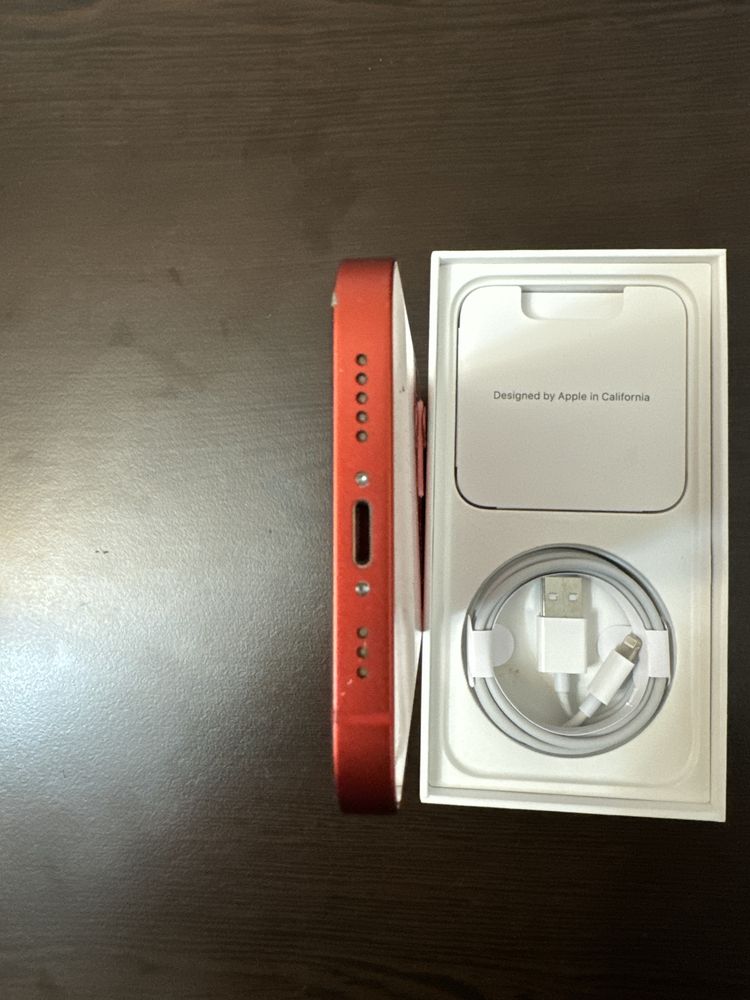 iPhone 12 64GB Product Red + пълен комплект