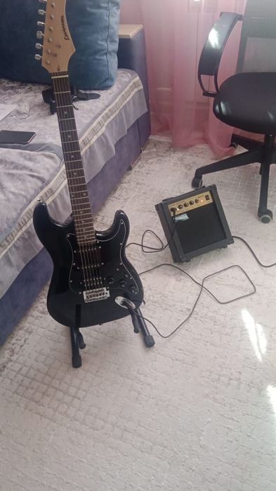 Продам электрогитару