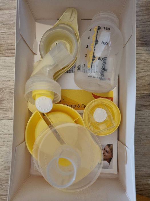 Medela Двуфазна ръчна помпа за кърма  - Medela Harmony
