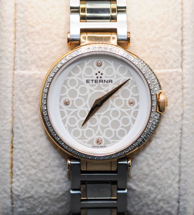 Швейцарски дамски часовник с фабрични диаманти | Eterna Grace