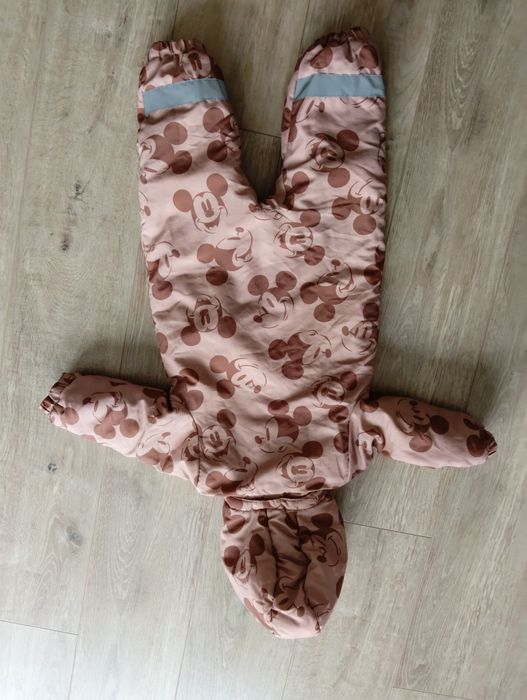 Два зимни космонавта за момче