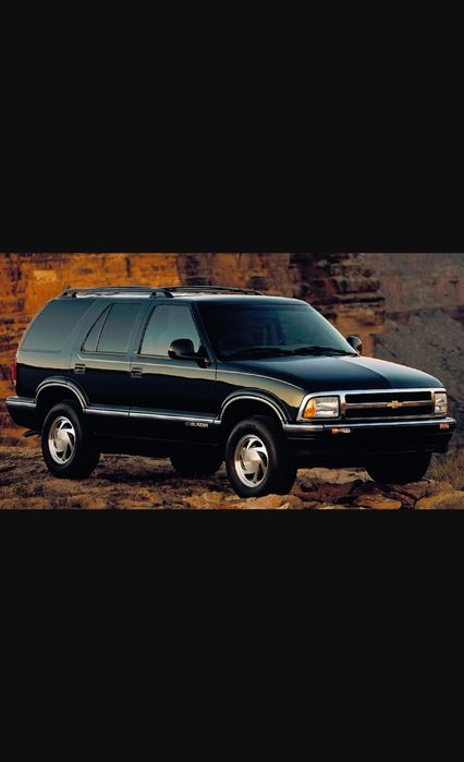 Продам шевролет блейзер американец чистый