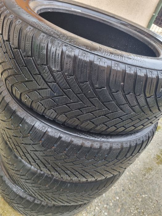 Anvelope Cauciucuri IARNA 205 55 16 M S Continental