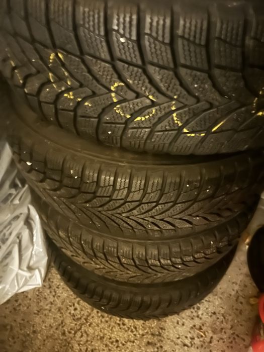 Зимни гуми с алуминиеви джанти 215/65R 16