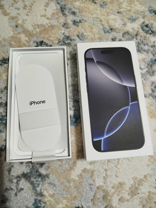 iPhone 16 Pro китайский.