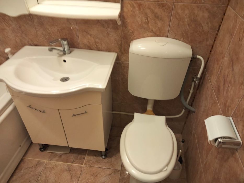 Închiriez apartament două camere centru Galați