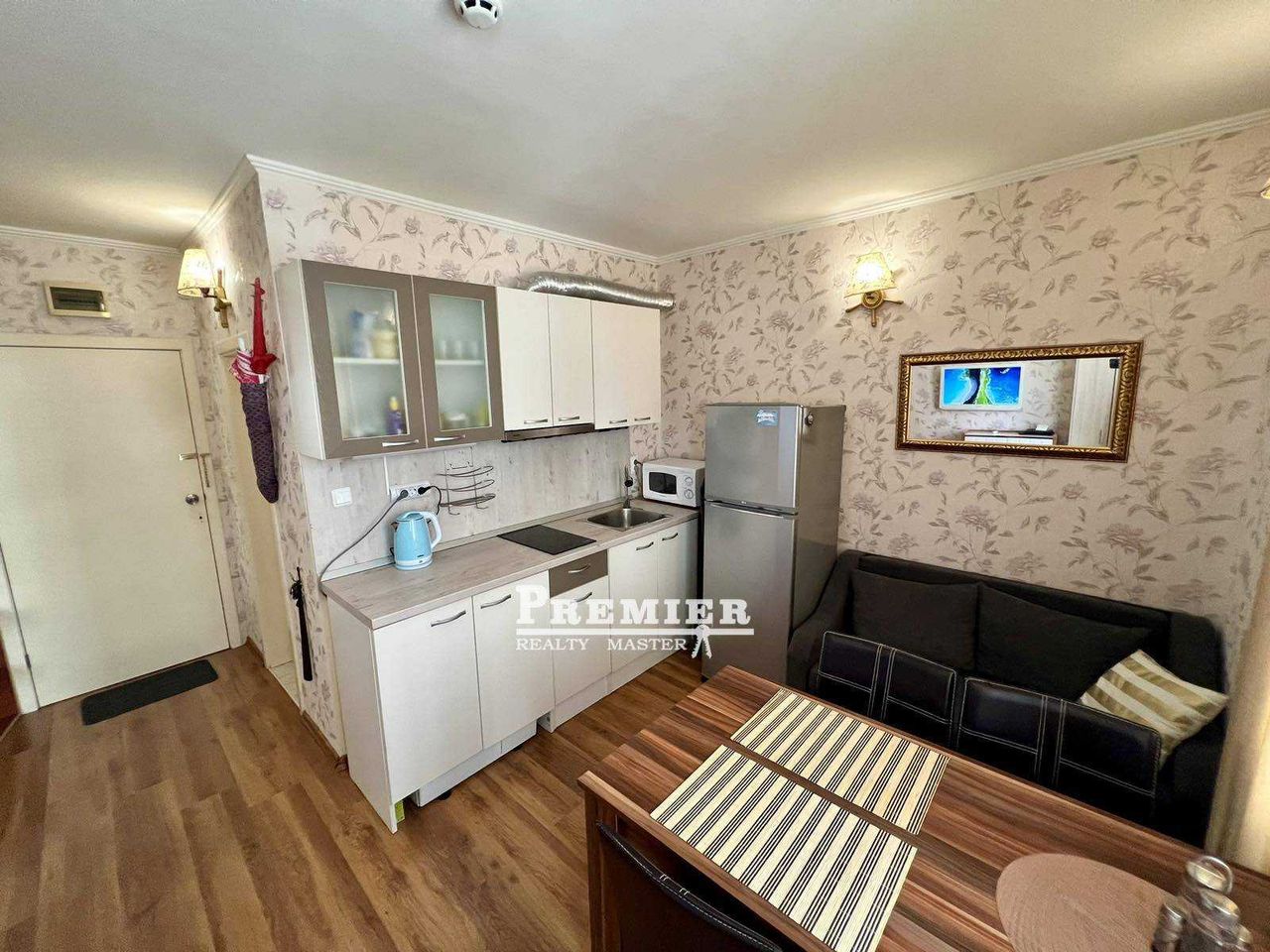 Продава се Двустаен апартамент в Несебър - 55 кв.м за 1219 €/кв.м - Снимка #5