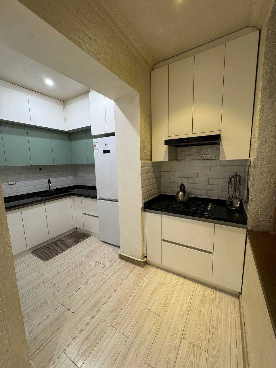 Продается 4-комнатная квартира, Чиланзар-13 Учтепинский 4/4/4, 80 кв.м