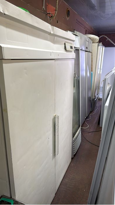 Промышленные холодильные шкафы