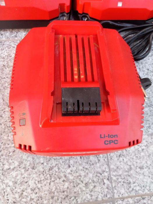 Hilti Батерия и Зарядно Nuron