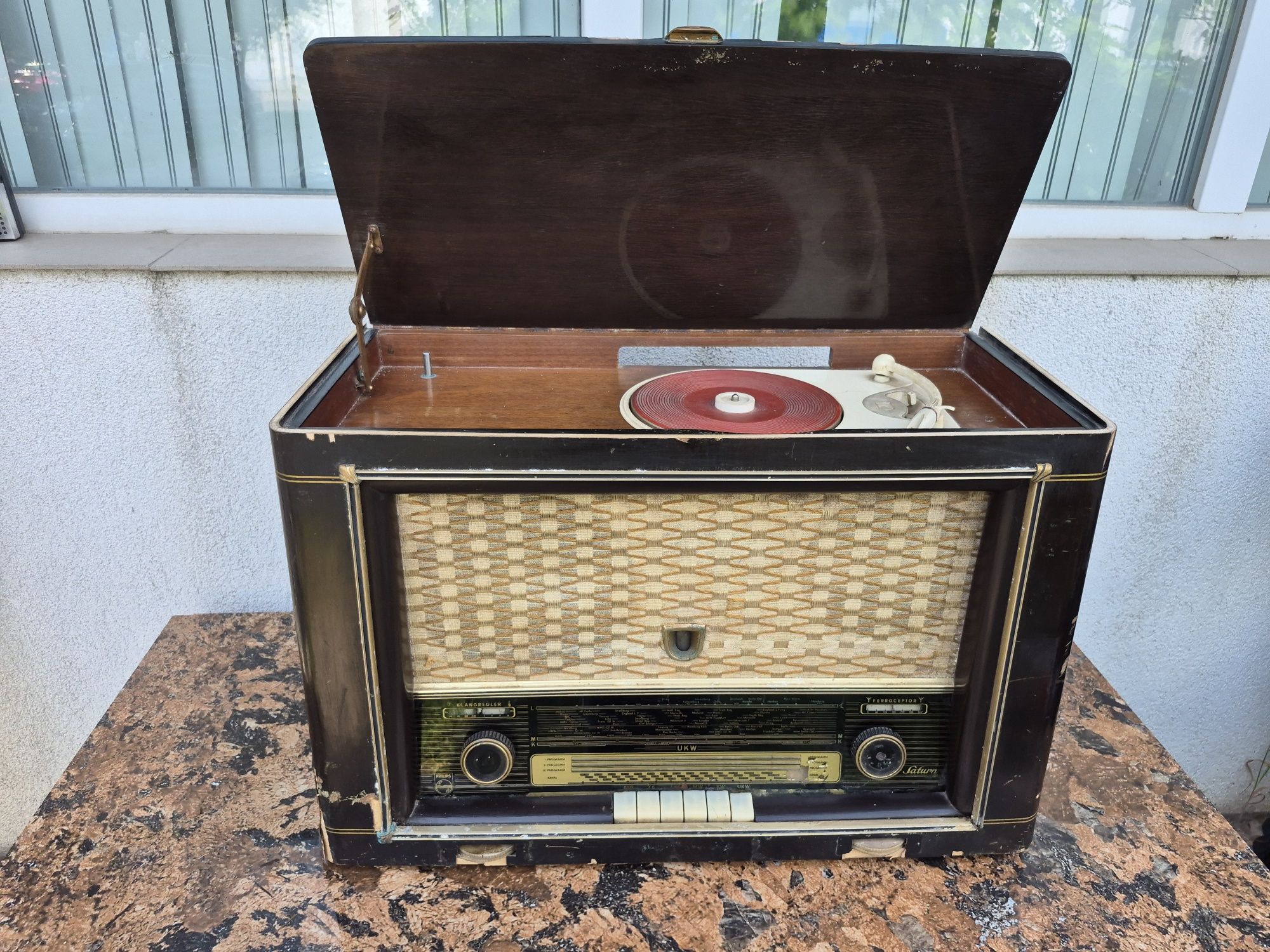 Vând Radio cu pick up, Philips Saturn model HD 653 A fab.1955 Germany